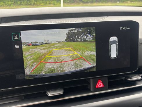 Used 2026 Kia Carnival FWD image 25