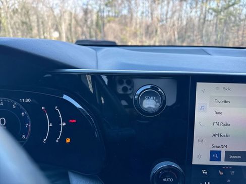 Used 2024 Lexus NX 250 FWD w/ Towing Package (2000 Lbs) image 22