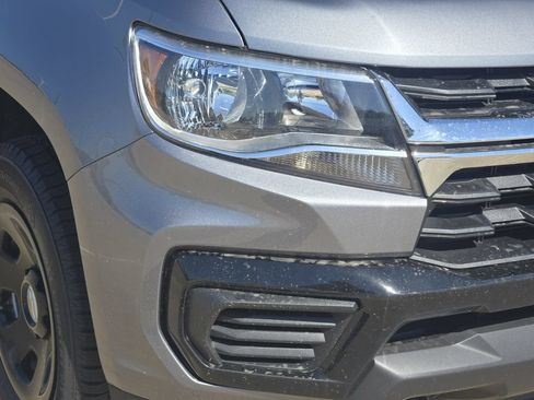 Used 2022 Chevrolet Colorado W/T AWD/4WD image 9