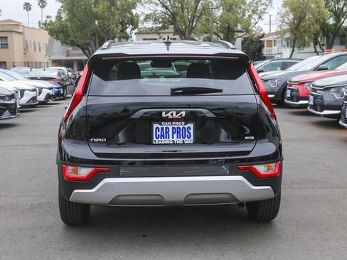 New 2026 Kia Niro LX FWD image 16