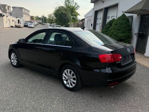 Used 2013 Volkswagen Jetta SE FWD image 5