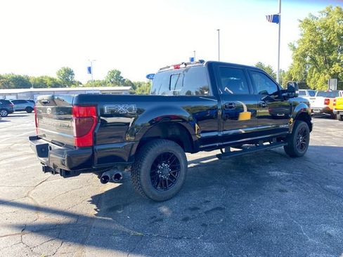 Used 2022 Ford F250 Lariat w/ Black Appearance Package AWD/4WD image 5