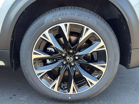 New 2026 MAZDA CX-90 Plug-In Hybrid w/ Premium Plus image 22