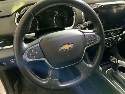 Used 2020 Chevrolet Traverse LT FWD image 15