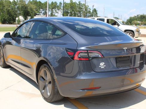 Used 2022 Tesla Model 3 Long Range AWD/4WD image 6