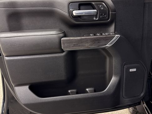 Used 2021 Chevrolet Silverado 2500 LTZ w/ LTZ Plus Package image 5