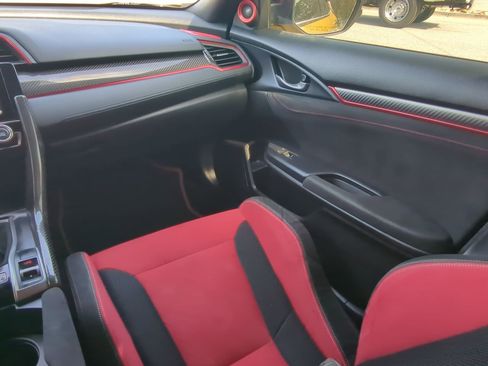 Used 2021 Honda Civic Type R Limited image 15