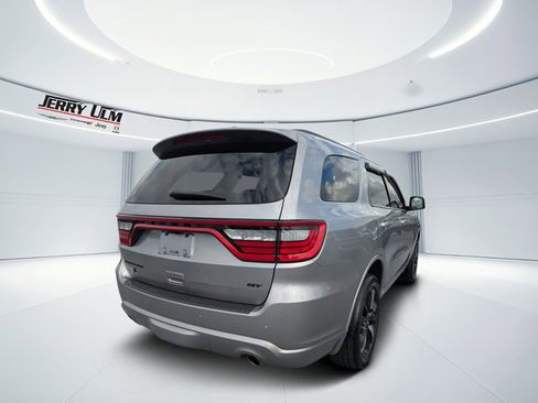 Used 2021 Dodge Durango GT image 3