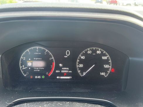 Used 2024 Honda CR-V EX image 11