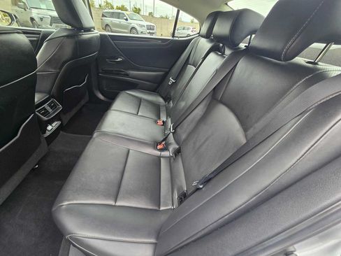 Certified 2023 Lexus ES 350 w/ Accessory Package (Z1) FWD image 16