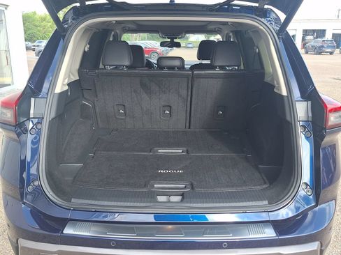 Used 2024 Nissan Rogue SL w/ SL Premium Package FWD image 24