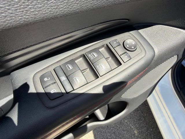 Used 2023 Dodge Durango GT AWD/4WD image 21