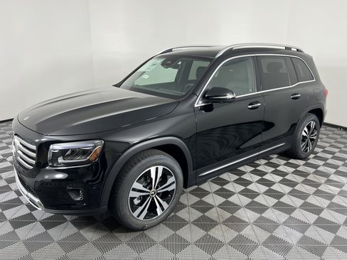 New 2026 Mercedes-Benz GLB 250 4MATIC image 8