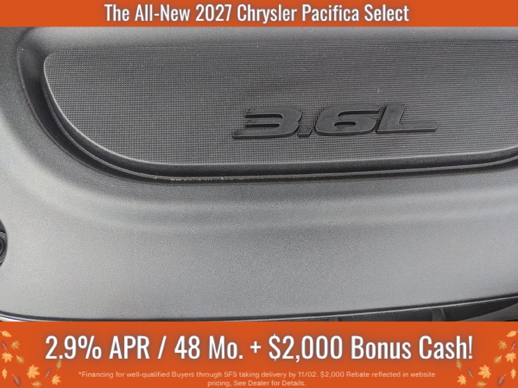 New 2027 Chrysler Pacifica Select FWD image 6