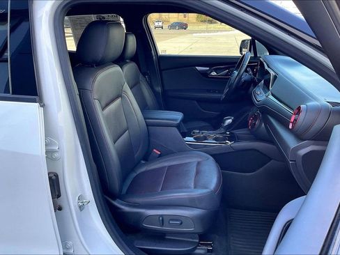 Used 2022 Chevrolet Blazer RS w/ Enhanced Convenience Package image 7