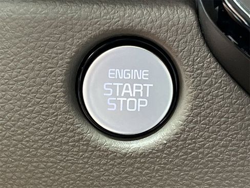 New 2026 Kia Carnival image 17