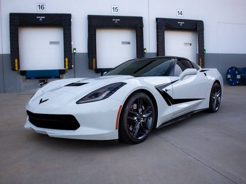 Used 2016 Chevrolet Corvette Stingray Coupe w/ 2LT Preferred Equipment Group RWD image 22