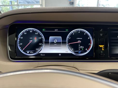 Used 2014 Mercedes-Benz S 550 Sedan image 35