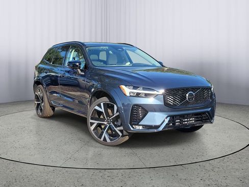 New 2026 Volvo XC60 B5 Ultra w/ Protection Package AWD/4WD image 1