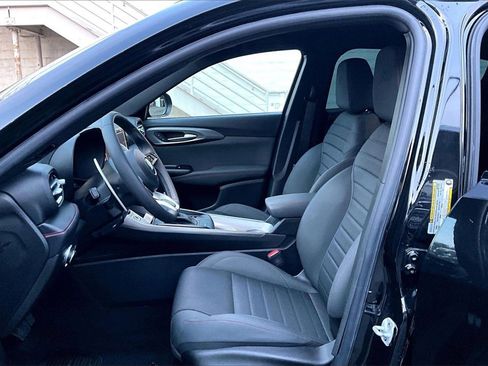 Used 2024 Dodge Hornet R/T w/ R/T Blacktop Package image 14