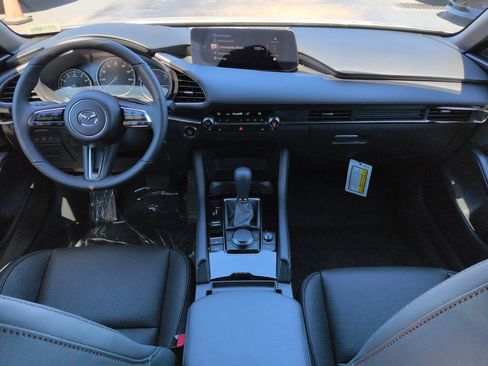 New 2026 MAZDA MAZDA3 Hatchback w/Premium Plus Pkg image 15