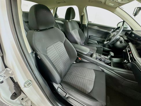 Used 2025 Kia K5 LXS image 29