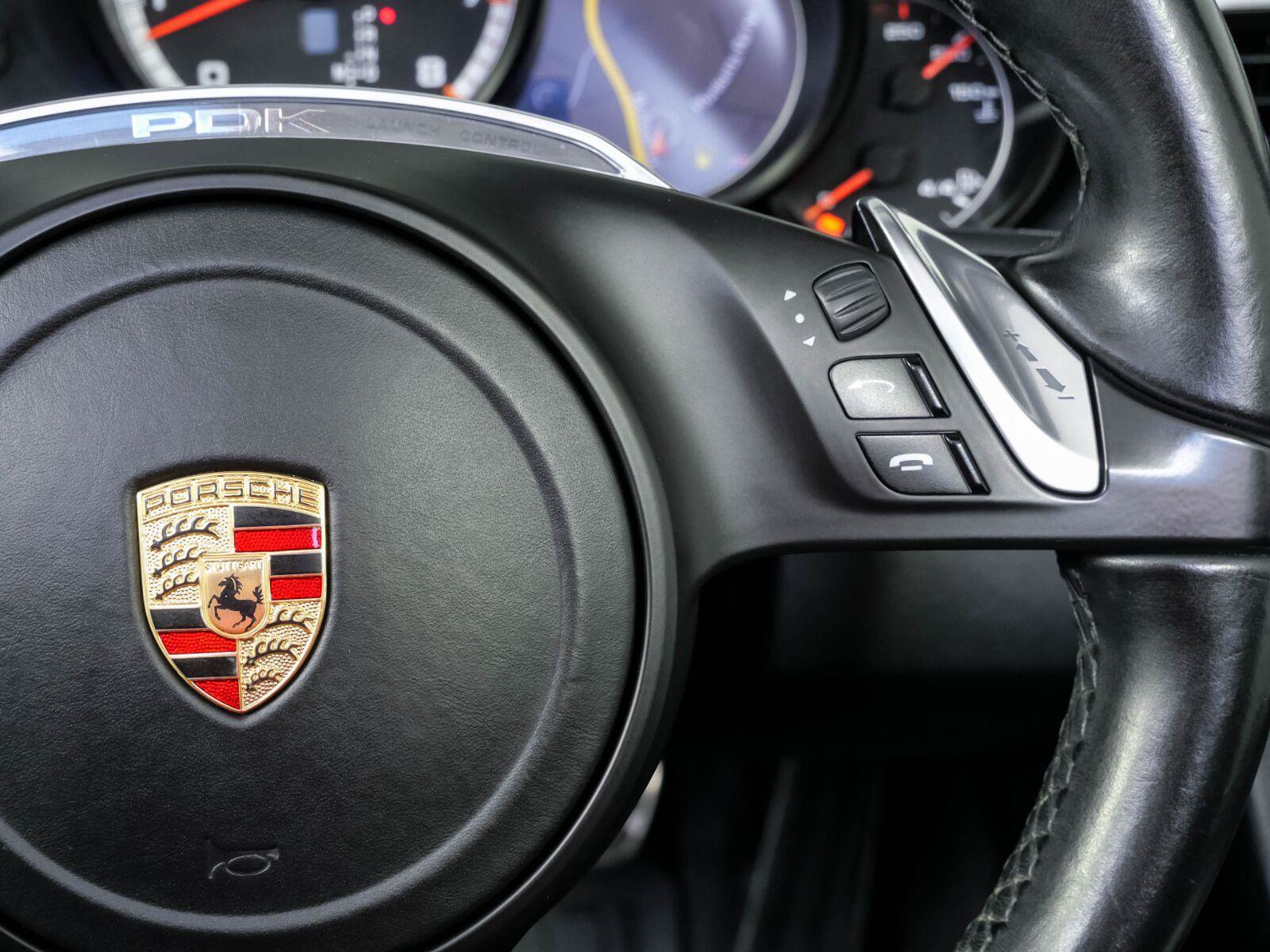 Used 2015 Porsche 911 Turbo S AWD/4WD image 11