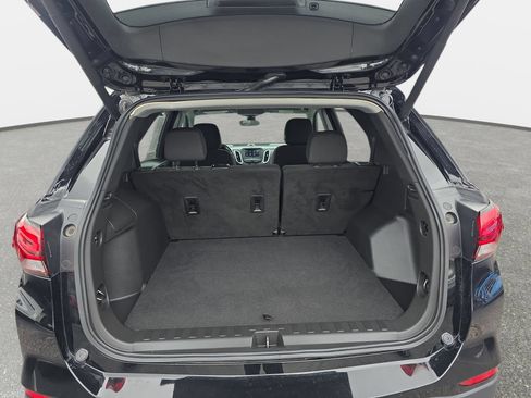 Used 2022 Chevrolet Equinox LT FWD image 12