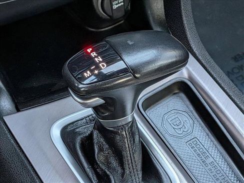 Used 2022 Dodge Charger SXT image 12