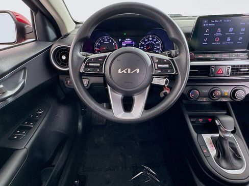 Used 2024 Kia Forte LXS image 4