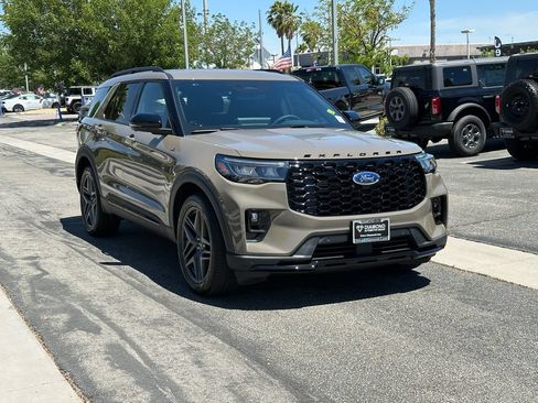 New 2026 Ford Explorer ST-Line RWD image 10