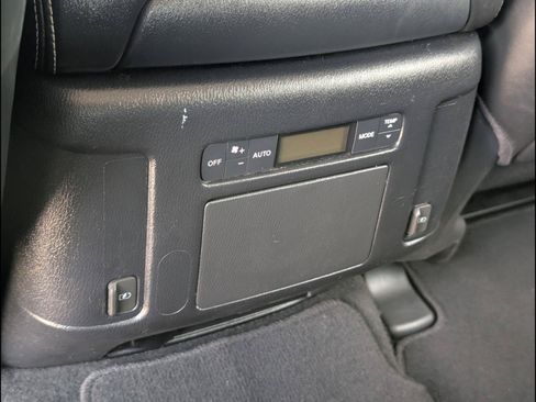 Used 2020 Nissan Armada SL w/ Premium Package RWD image 20