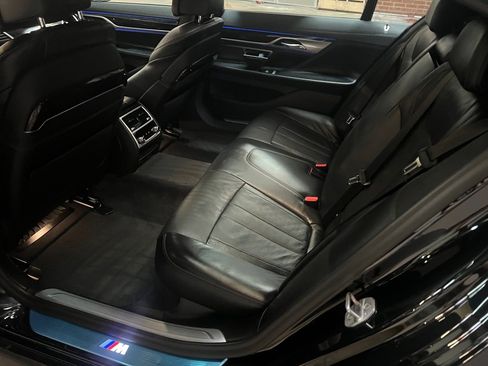 Used 2022 BMW 740i w/ M Sport Package image 55