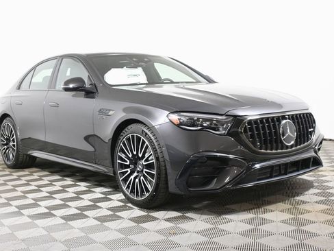 New 2026 Mercedes-Benz E 53 AMG e 4MATIC Sedan image 9