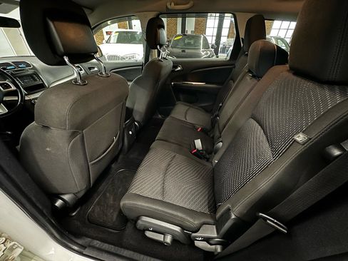 Used 2018 Dodge Journey SE w/ Connectivity Group image 15
