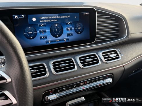 Used 2025 Mercedes-Benz GLS 450 4MATIC w/ AMG Line Exterior image 21