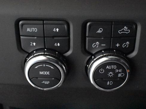 Certified 2025 GMC Sierra 1500 AT4 w/ Technology Package image 15