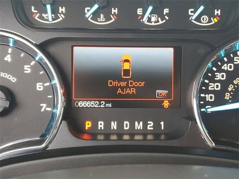 Used 2012 Ford F150 XLT w/ XLT Chrome Pkg image 18