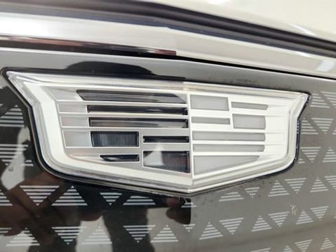 Used 2024 Cadillac Lyriq Sport AWD/4WD image 32