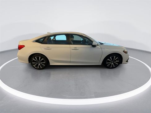 Used 2024 Honda Civic EX image 8