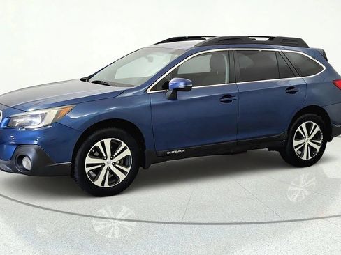 Used 2019 Subaru Outback 2.5i Limited w/ Popular Package #2 AWD/4WD image 4
