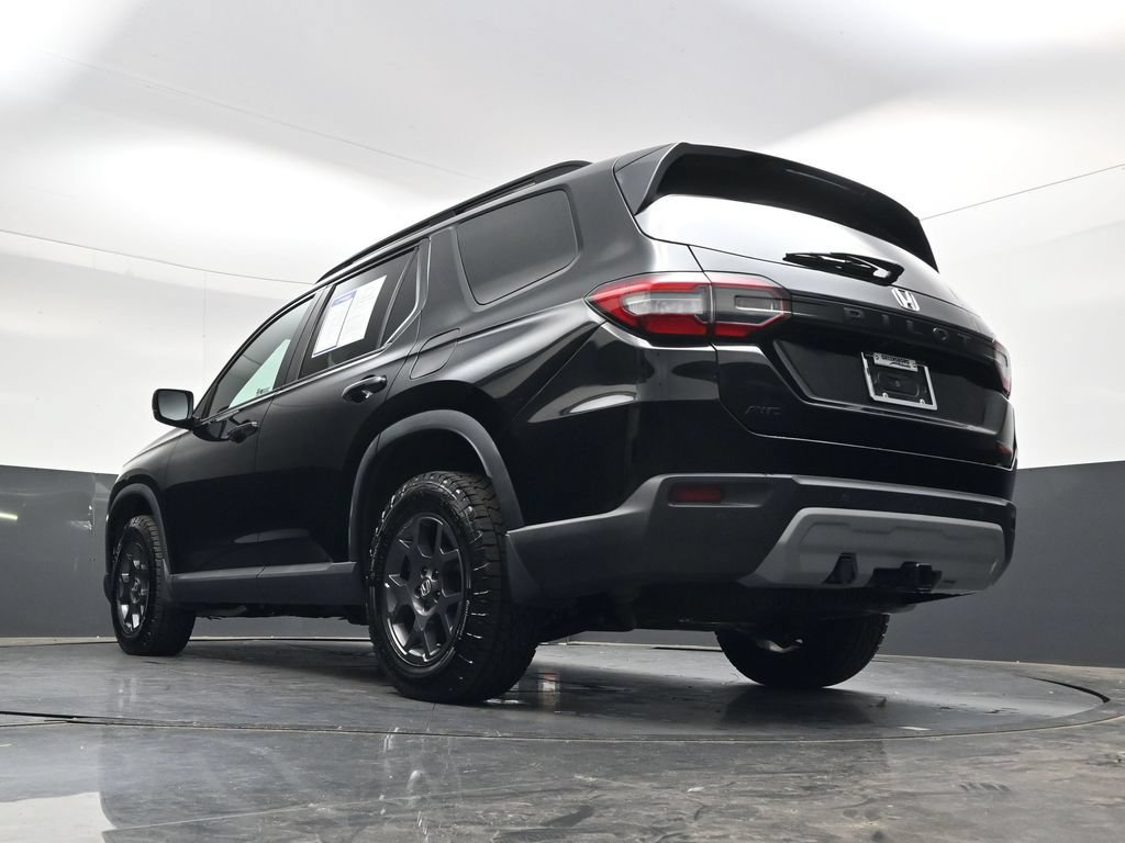 Used 2023 Honda Pilot TrailSport image 45