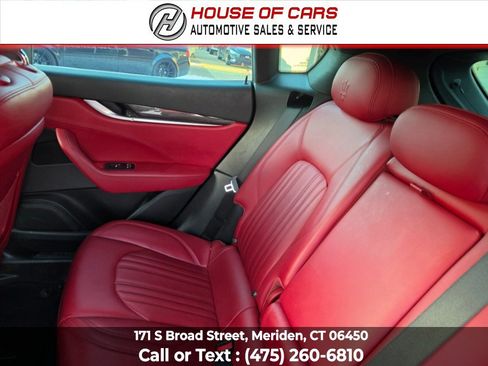 Used 2017 Maserati Levante AWD/4WD image 38