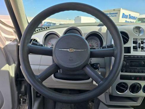 Used 2007 Chrysler PT Cruiser FWD image 16