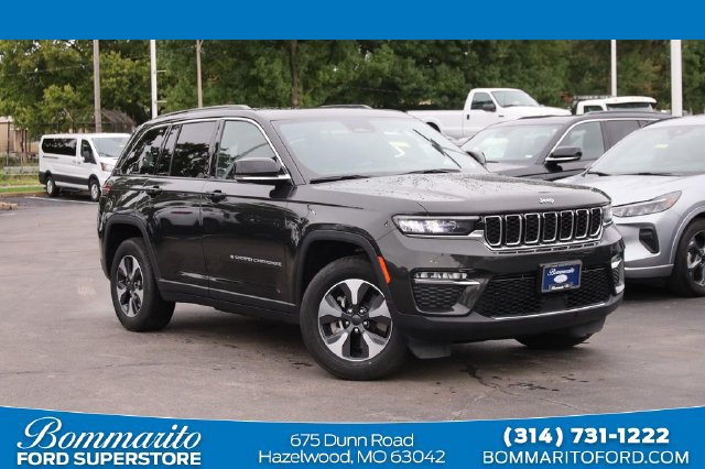 Used 2024 Jeep Grand Cherokee Limited 4xe AWD/4WD image 1
