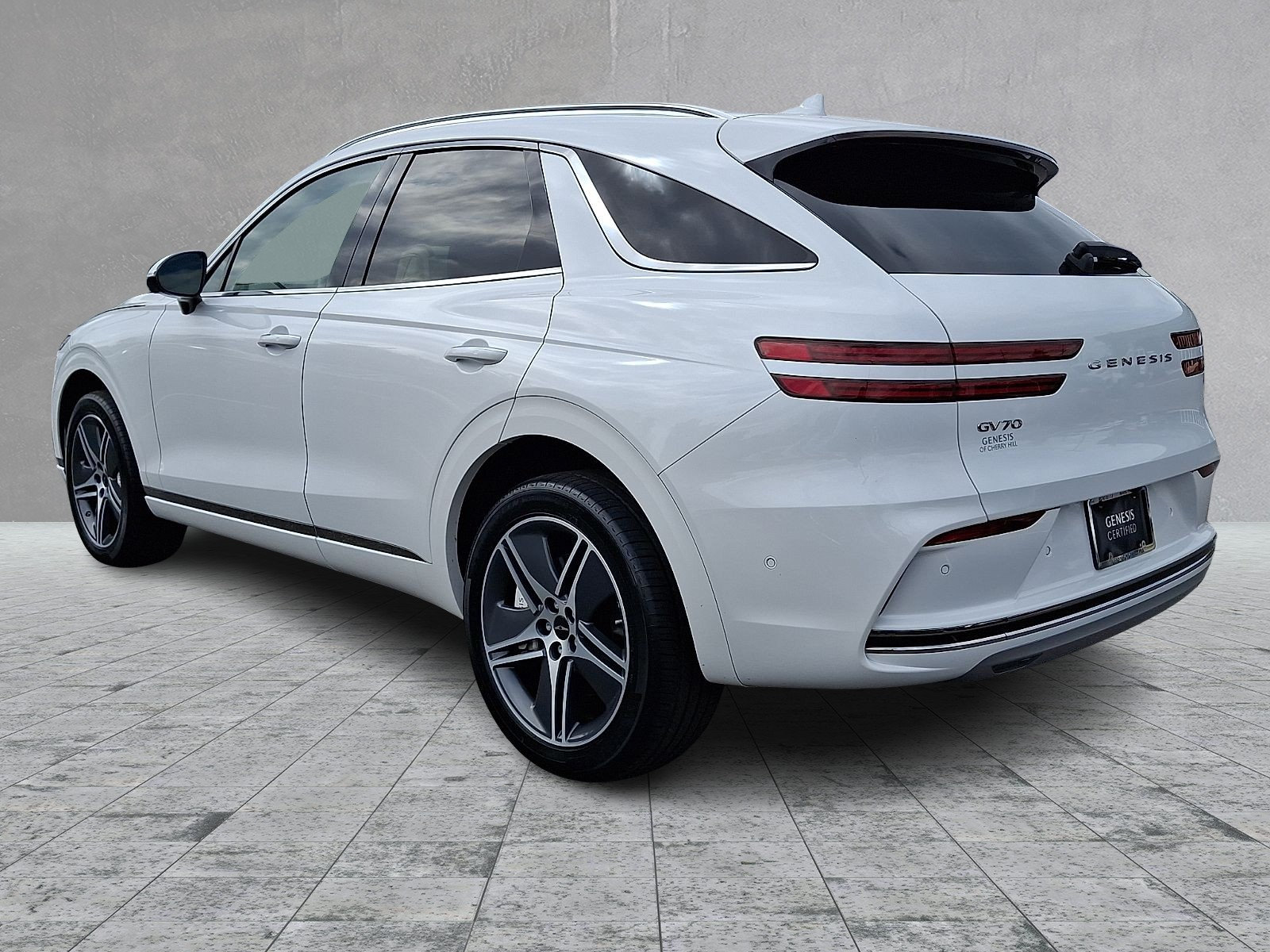 Certified 2026 Genesis Electrified GV70 Prestige AWD/4WD image 6