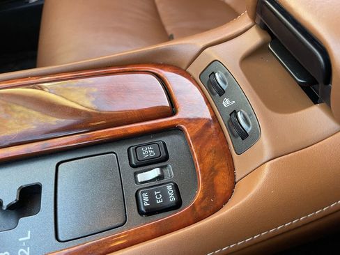 Used 2002 Lexus SC 430 Convertible RWD image 29