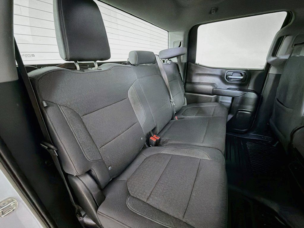Used 2020 GMC Sierra 1500 4x4 Crew Cab w/ Sierra Value Package image 23