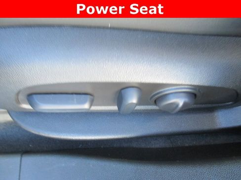 Certified 2023 GMC Acadia Denali w/ Denali Ultimate Package image 27