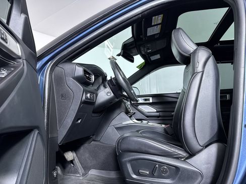 Used 2020 Ford Explorer ST w/ ST Street Pack AWD/4WD image 5